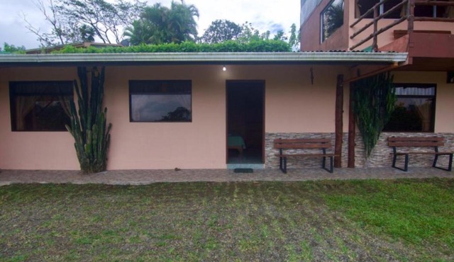 Cabinas Los Tucanes Private Room #3 with Volcano view