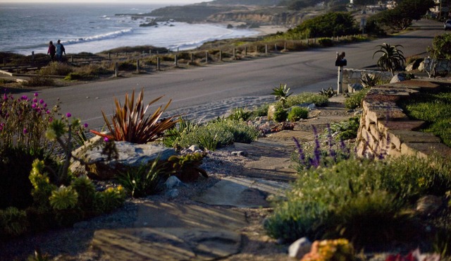 Cambria Shores Inn