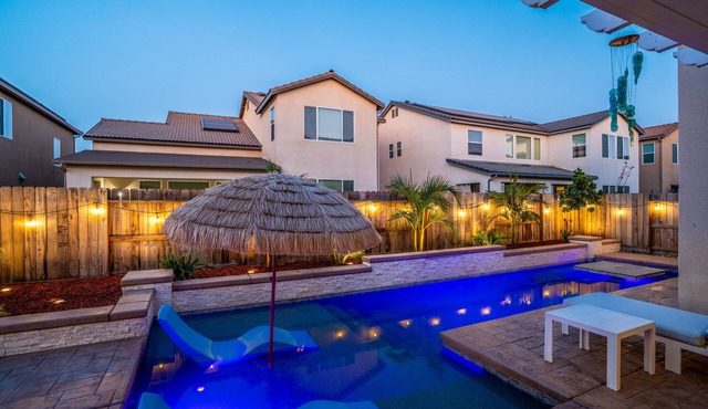 CANCUN RESORT STYLE HOME/POOL/AMBIENT LIGHTING