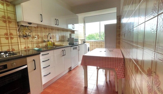 Carcavelos, 3 bedroom renovated, S. D. Rana