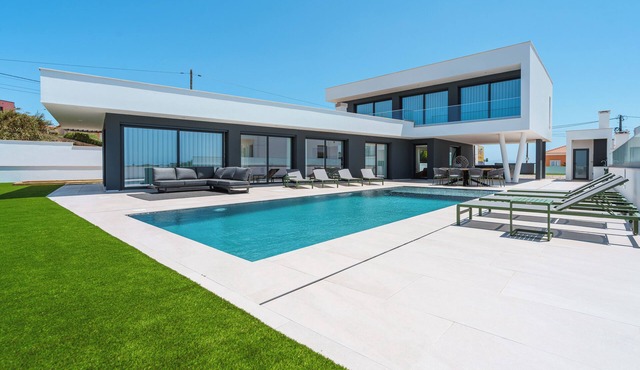 Casa Caracol, luxury house with a panoramic ocean view