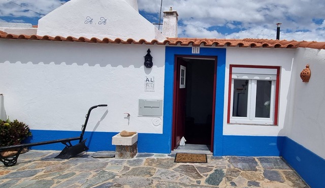 Casa da Chaminé - Outeiro