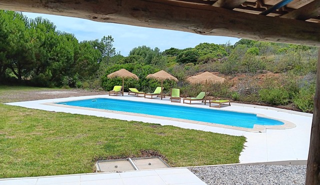 Casa do Cabeço das Águias, 2 km from the beach and 35 km from Lisbon