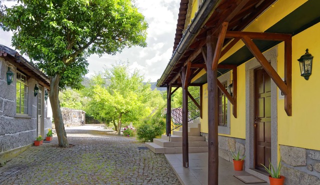 Casa dos Padres: rest in the village
