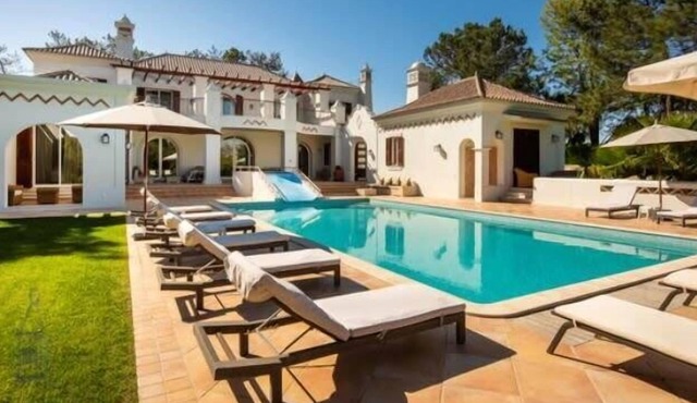 Casa Golf Sporto, Golf course, Heated Pool, Cinema room, Pool table, Fusball
