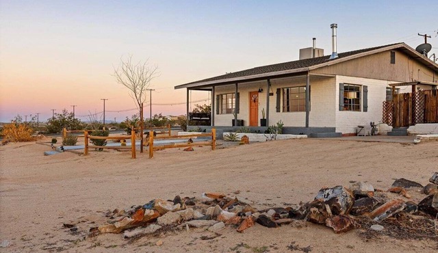 Casa Homestead Hemel | Cowboy Pool | 29 Palms