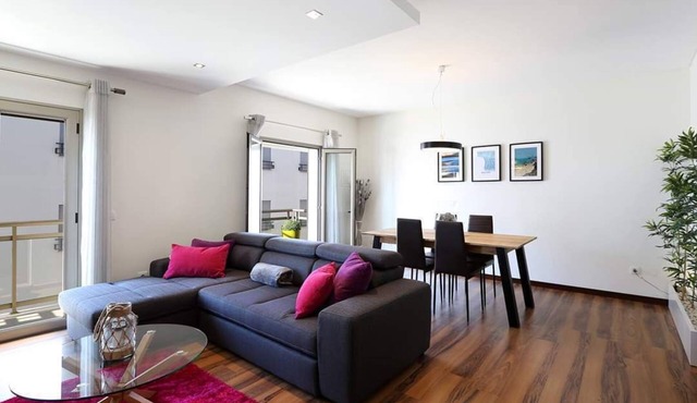 Casa Léalys Nazaré, spacious apartment in the Sitio district of Nazaré