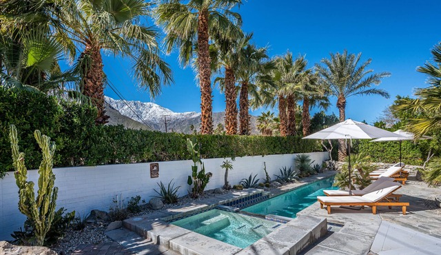 Casa Luna - Mountain views walking distance to town!