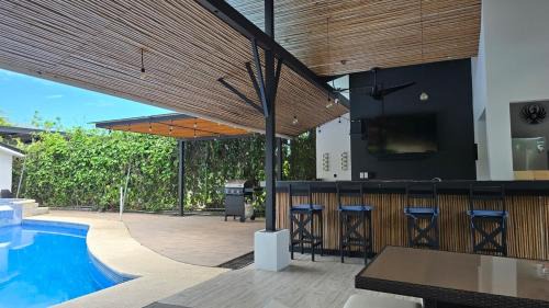 Casa Marino Ballena - Pool, Gym, Outdoor Bar, Private