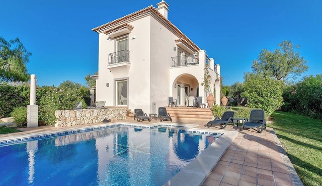 Casa Marta Three bedroom villa with sea views!