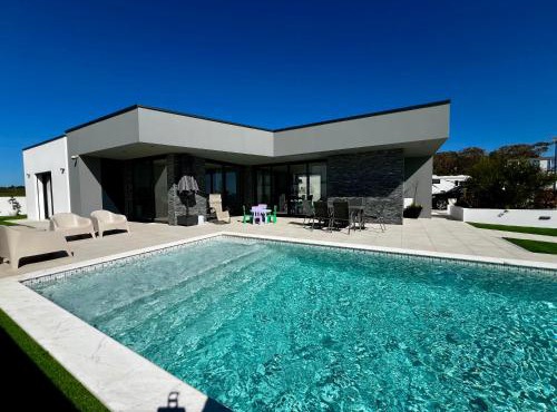 CASA NELIA Piscine chauffée 400 m de la plage Porto Covo