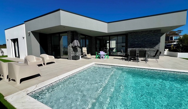 CASA NELIA - Villa Porto Covo: Beach and Heated Pool