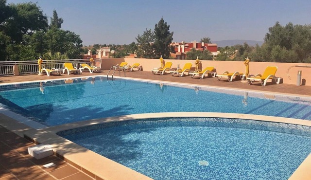 Casa Pinta - on golf resort with great view!