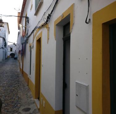 Casas do Megué