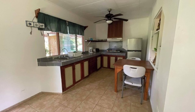 Casita Familiar Blue, apto para tus mascotas. Totalmente rodeado de naturaleza.