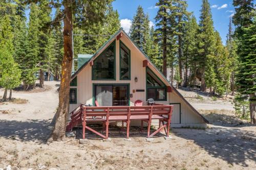 Chalet 06 by Mammoth Mountain Chalets