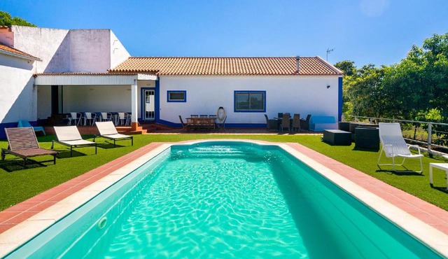Chaparral Wonderful house in Nature 1h from Lisbon by Soulplaces