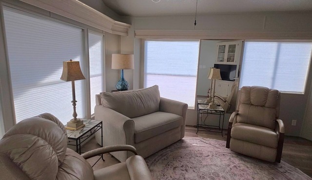 Charming 1-bedroom house with AC in peaceful Indio Tiny home,fully equip