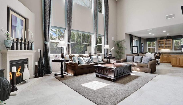 Cheerful Executive 4-bedroom residential home