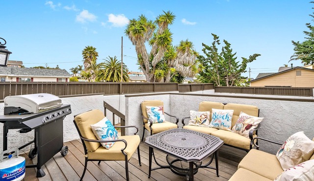 Cheerful Villa del Sol – 2BR duplex near Pismo & Oceano Dunes, Walk to Sand