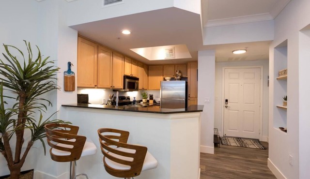 City Escape w/access to Balboa Park, Gaslamp, Little Italy, & Hillcrest!