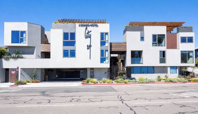 City24 Hotel Little Italy Mission Hills