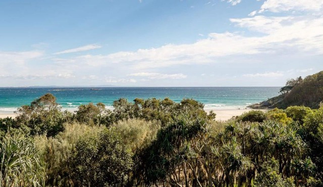 Claytons 1 | 4 bedrooms, 2 bathroom, beach front - wonderful!
