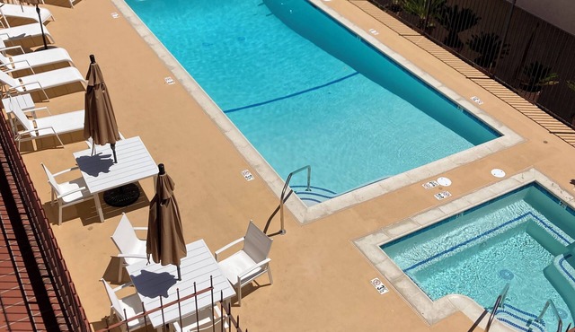 Condo with Pool and Spa