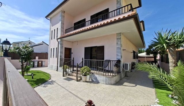 Constança House 10 min. from Fonte da Telha