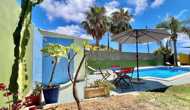 Countryside Haven, Between Lagos and Praia da Luz & Along the Ecovia Bike Trail