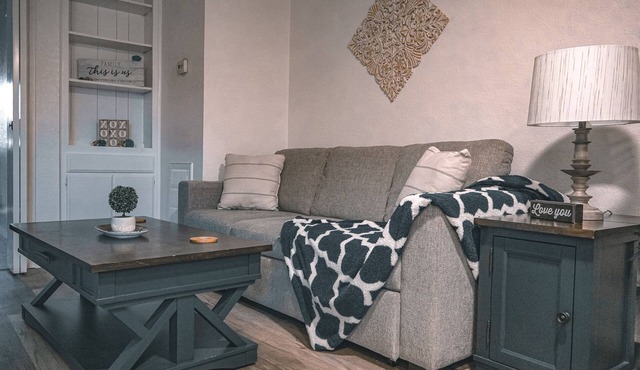 Cozy 1 Bed 1 Bathroom Private Condo