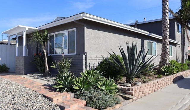 Cozy 2BR Beach & Golf Retreat