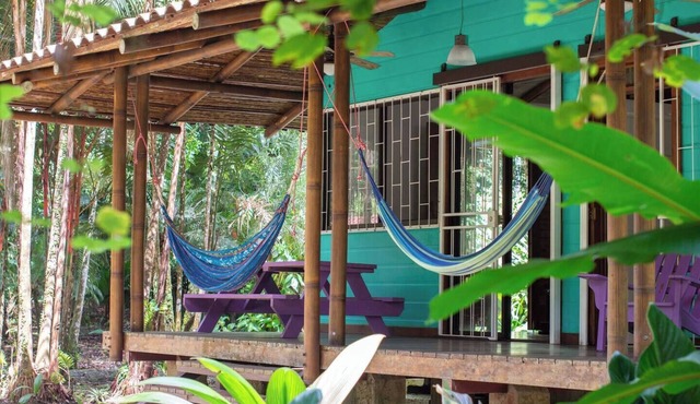 Cozy 2BR House - Near Manzanillo Beach