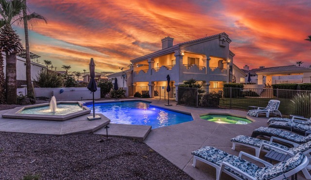 Create Memories! Havasu Hawk Estates with Pool/Spa/Games Sleeps 21