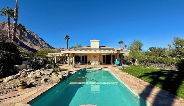 Desert Oasis with Stunning Views & Private Pool – Perfect for Monthly Stays