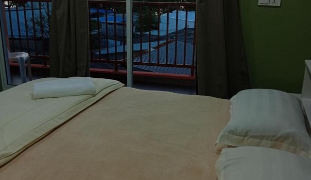 Dhiffushi Tourist Home