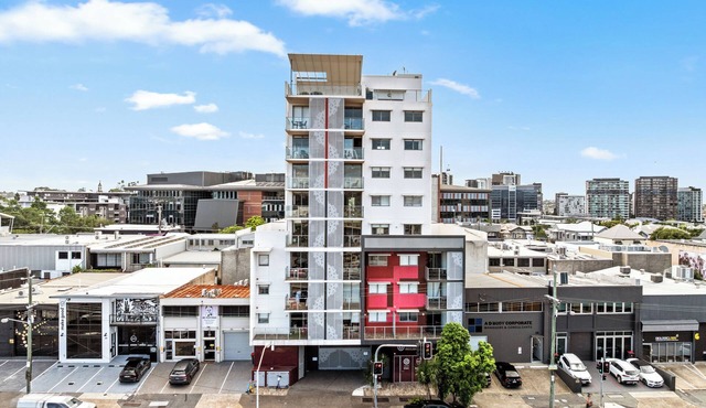 Direct Collective - Pavilion and Governor on Brookes
