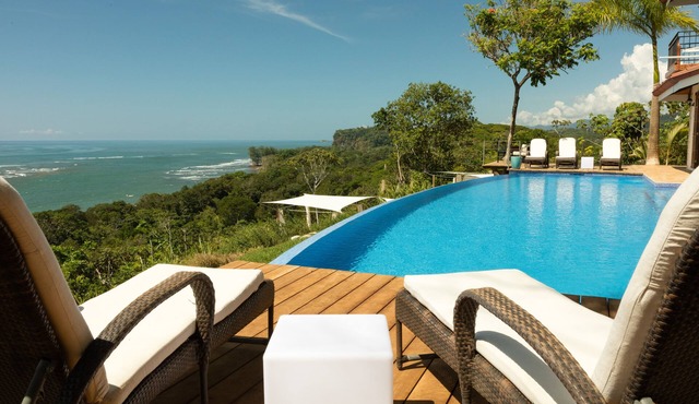Dramatic Ocean View and Exclusive Island Beach - Ocean View Room #3