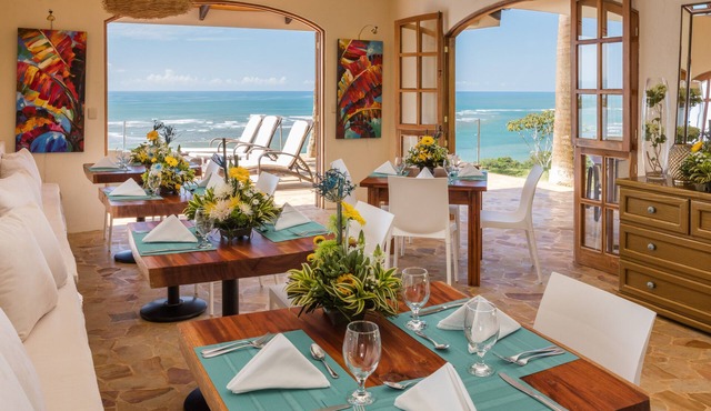 Dramatic Ocean View and Exclusive Island Beach - Ocean View Suite #1