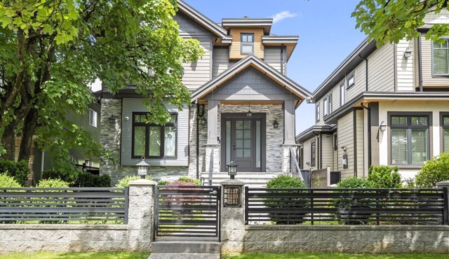 East Van 1BD/1BA Basement Suite |Near Central Park