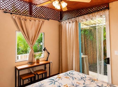 El Tucan Feliz - La Casita Caribeña, Bikes & Snorkeling gear