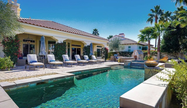 Escape to Legends - Pool, Games & Amazing Mountain Views in PGA West #067651 5br