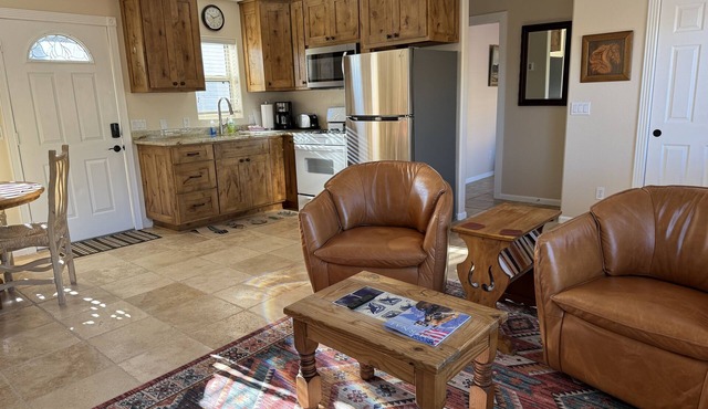 Excellent Summer Rates! Sonoran Desert Serenity - Close to town