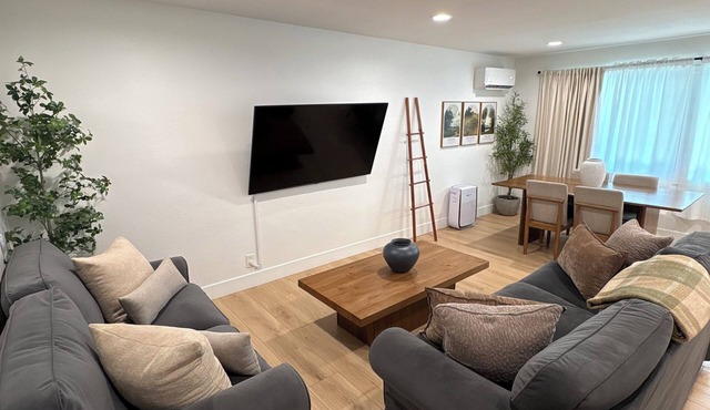 Family Home Near Los Angeles, Disney & OC