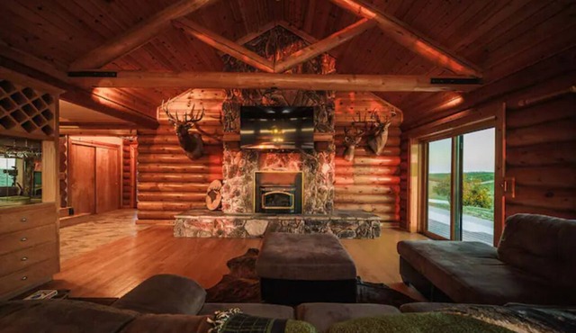 Farm Stay at the Bell-Zwart Lodge