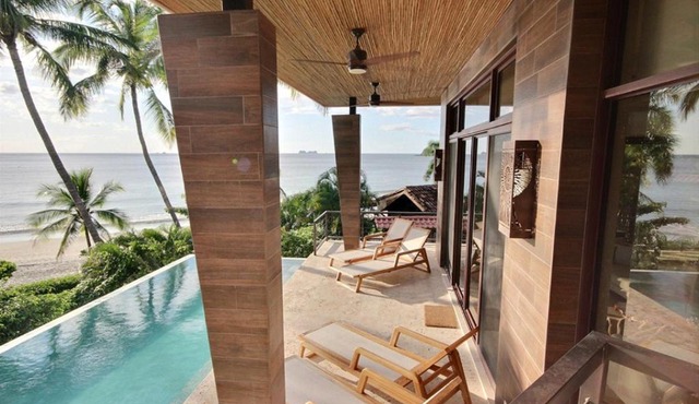 Flamingo Beachfront with Pool and Views from Every Room