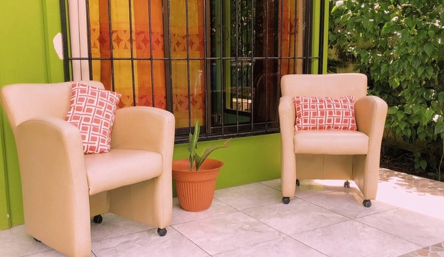 Flower & Leaf Guesthouse Villa - A Beachside Hideaway