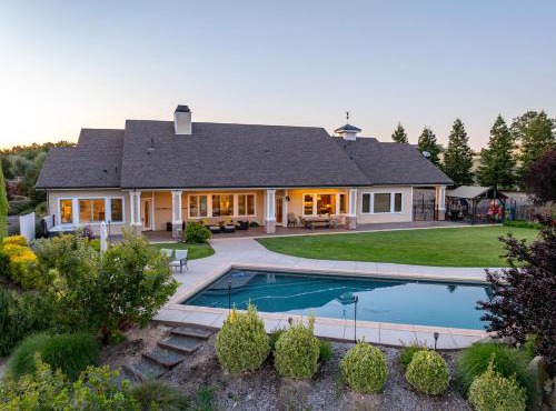 Frontier Farmhouse