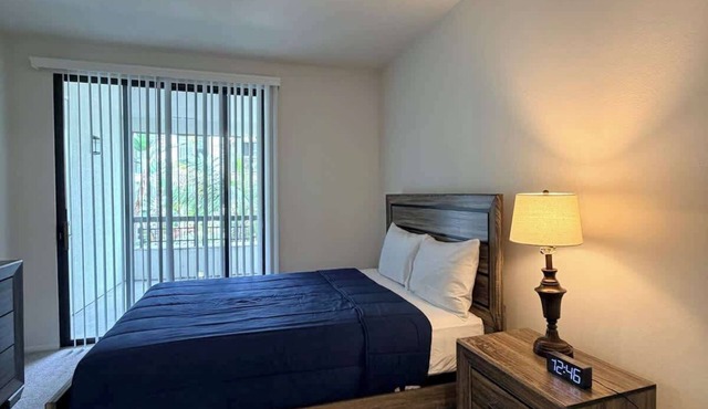 Fully Furnished 1BR in Misson Valley w/Parking
