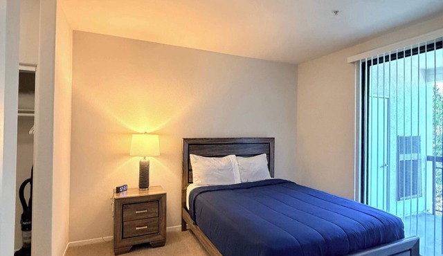 Fully Furnished 1BR in Misson Valley w/Parking